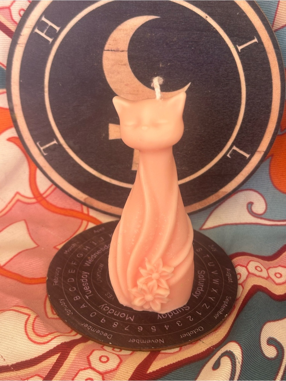 Peach Floral Cat Candle - Picture 6 of 8